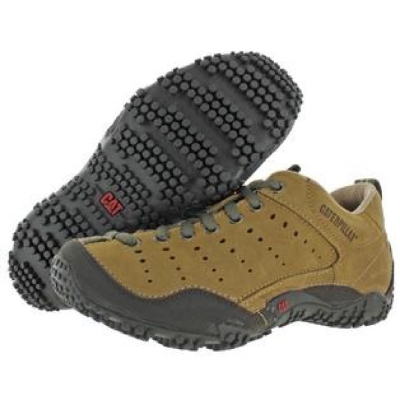 caterpillar hiking shoes